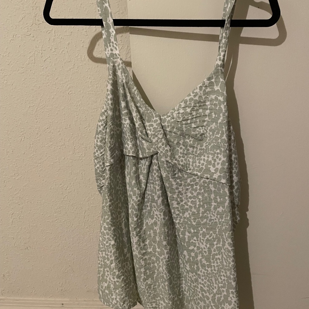 Vera Wang Tank Top (green and white)